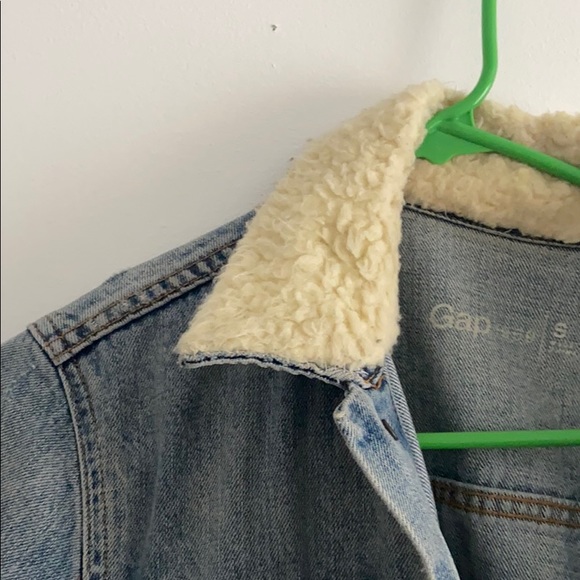 Gap shearling collar jean jacket - Picture 5 of 5